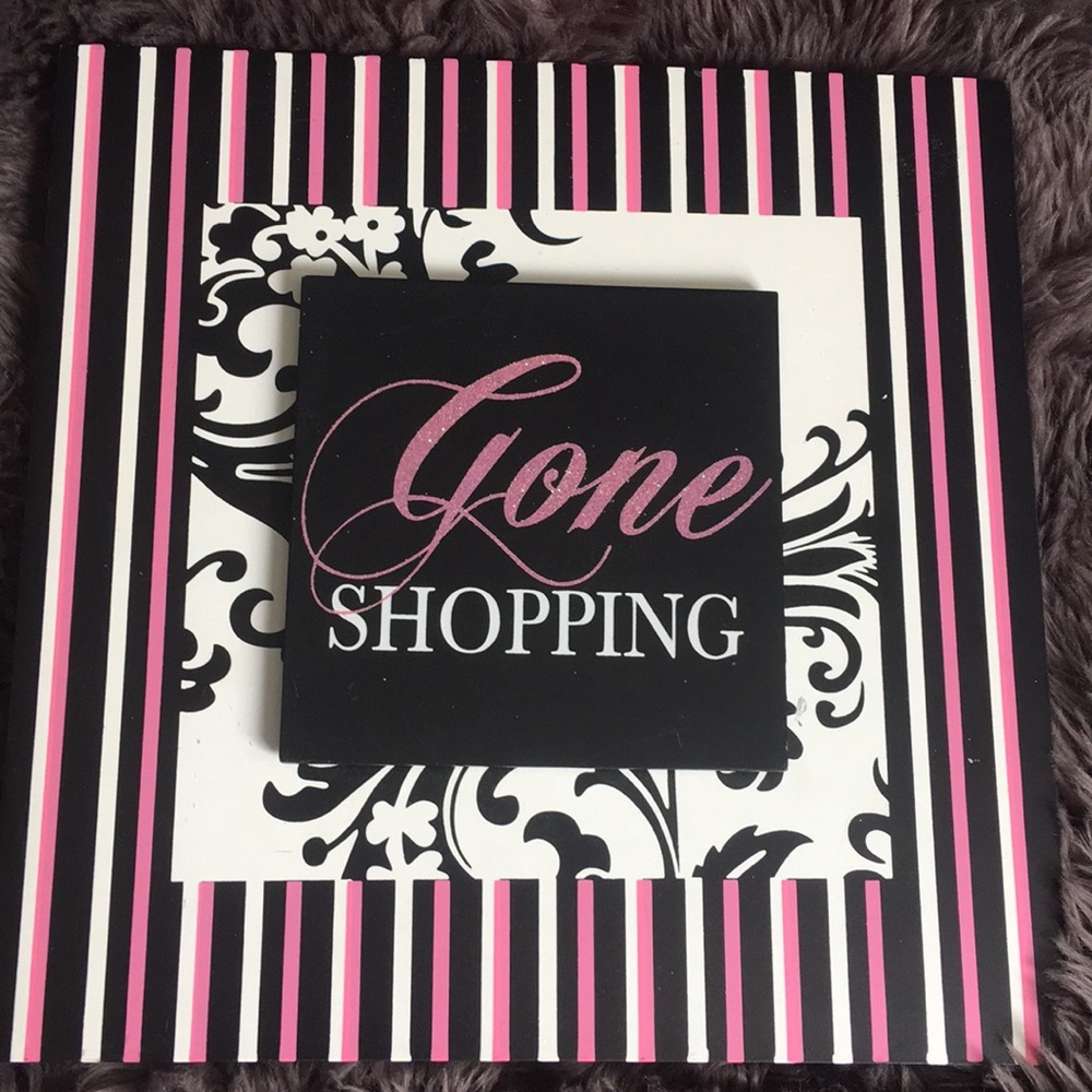 Gone shopping decor